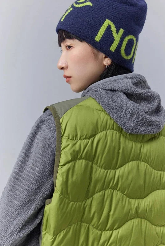 Outdoor Mountain Style Lightweight Down Vest Coat — dettaglio del tessuto