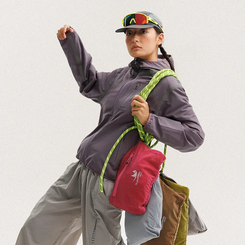 Outdoor Shell Lightweight Reflective Windbreaker Jacket — dettaglio della stampa
