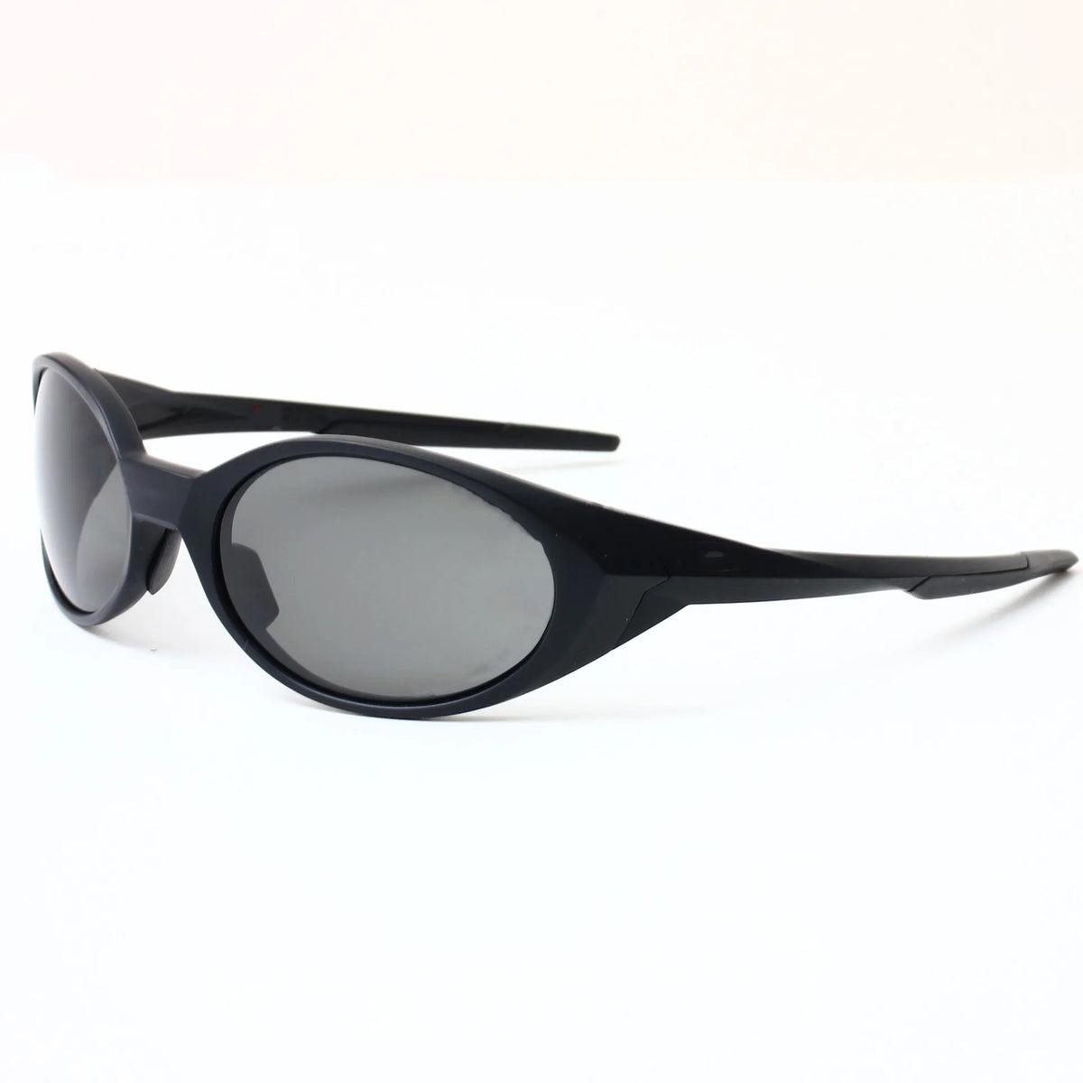 Oval Outdoor Sports Sunglasses — dettaglio della stampa