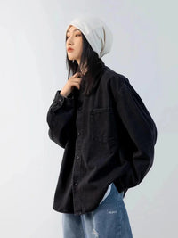 Oversized Button Up Outer Jacket — dettaglio della stampa