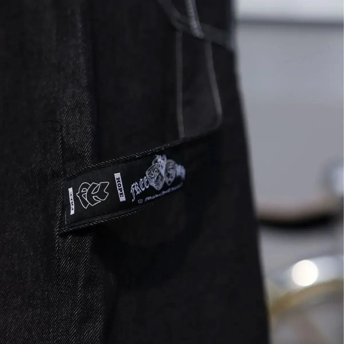 Oversized Jean Shorts Jorts — dettaglio del tessuto