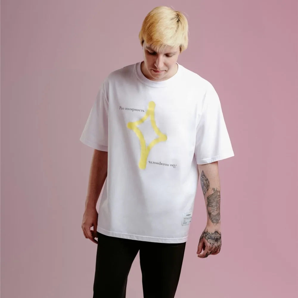 Oversized Star Graphic T Shirt — vista completa