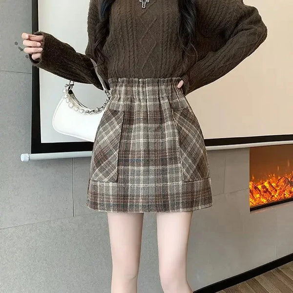 Plaid Pocketed High Waist Mini Skirt — vista frontale