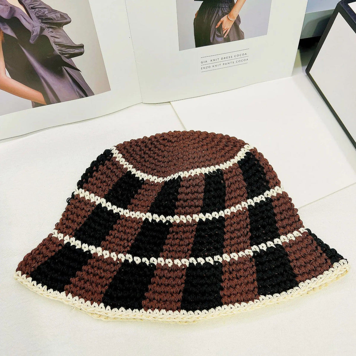 Plaid Knit Bucket Hat — dettaglio