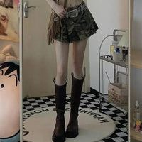 Pleated Camouflage Mini Skirt — dettaglio della stampa