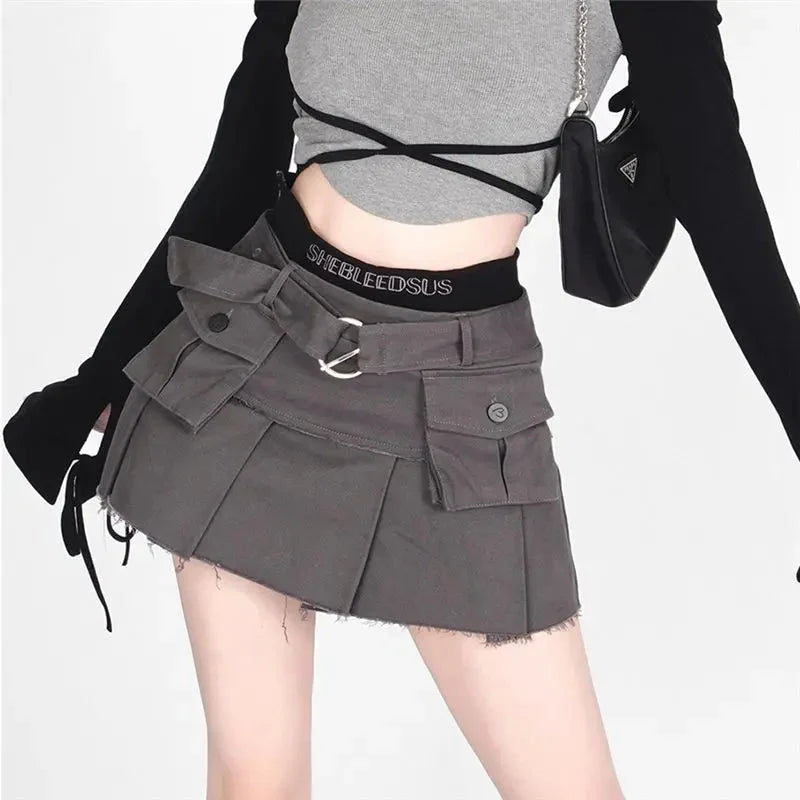 Pleated SBU Cargo Mini Skirt — vista frontale