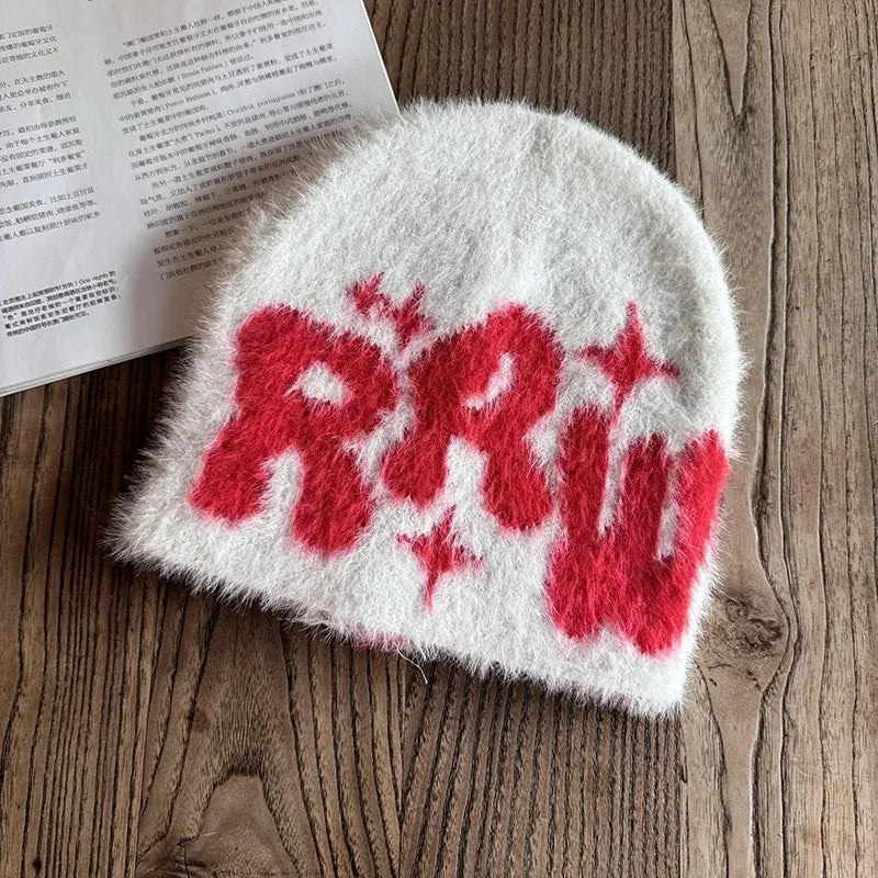 RRW Fuzzy Graphic Beanie — dettaglio del tessuto