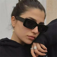 Rectangle Woman's Sunglasses — vista frontale