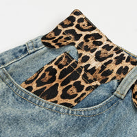 Ripped Wide Leg Leopard Print Denim Jeans — dettaglio