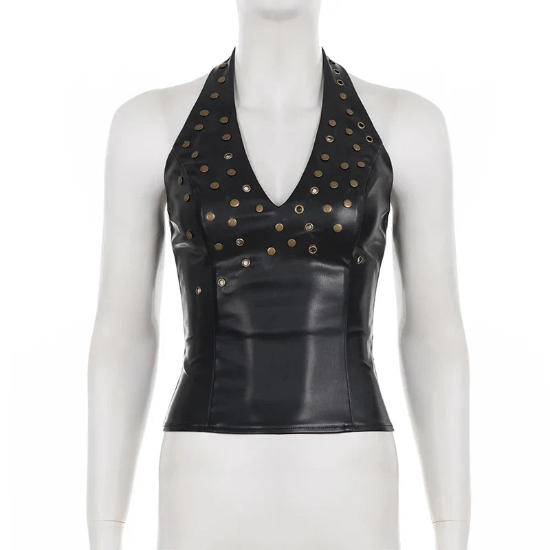 Rivet Faux Leather Low Cut Halter Top — vista frontale