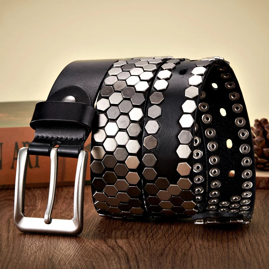 Rivet Studded Hexagonal Belt — dettaglio
