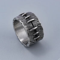 Rough Stitching Ring — vista posteriore