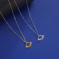Saturn Planet Pendant Necklace — in alternativa