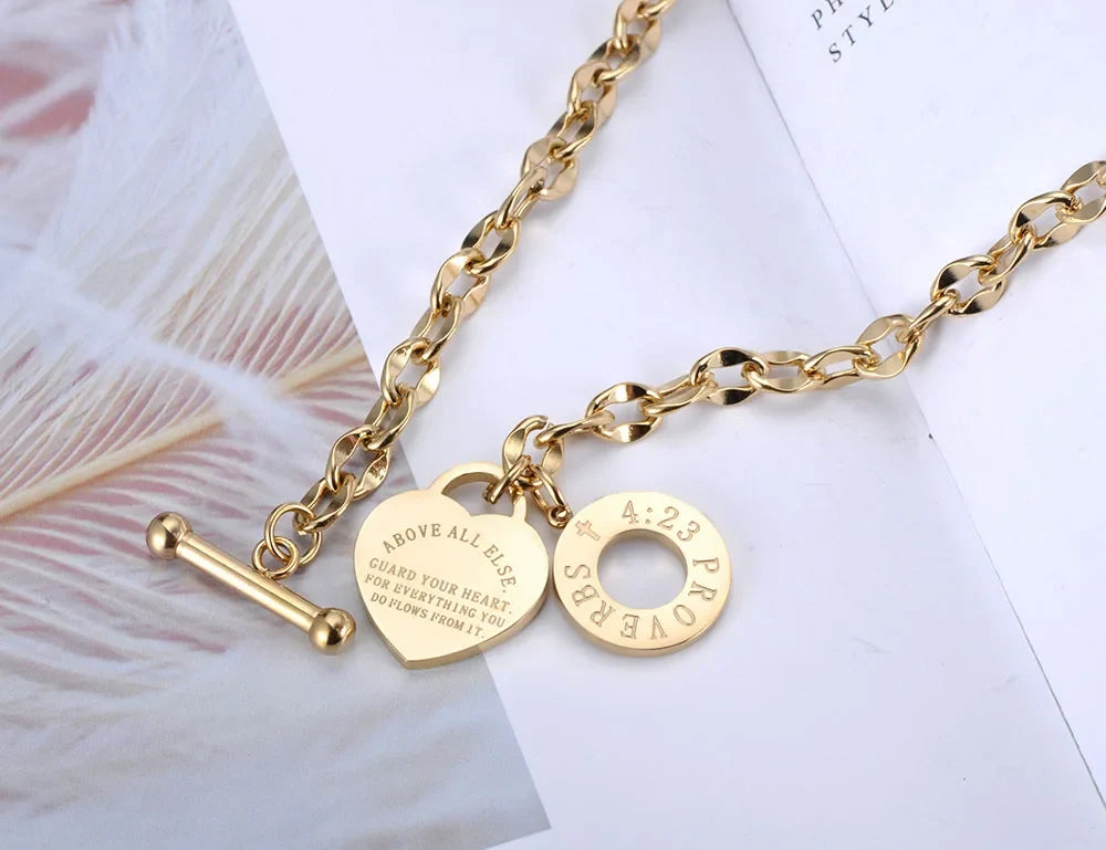 Scriptured Heart Charm Pendant Necklace — in alternativa