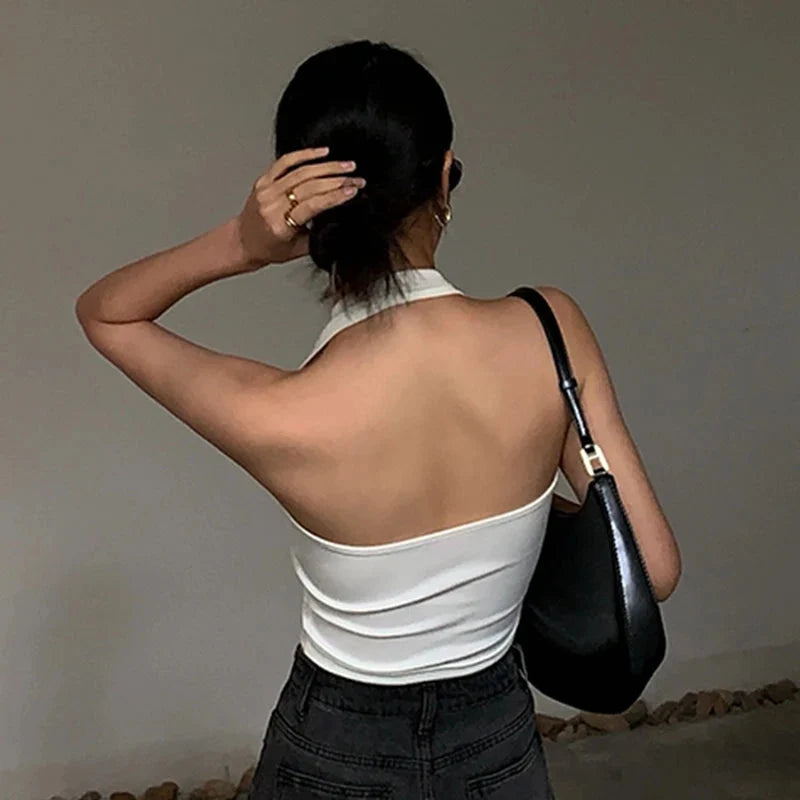 Sexy Backless Cropped Halter Top — vista laterale