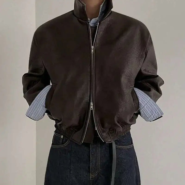 Short Essentials Zip Up Faux Leather Jacket — vista frontale