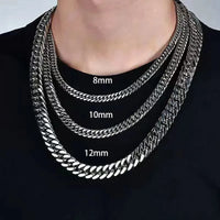 Silver Cuban Chain Necklace — dettaglio