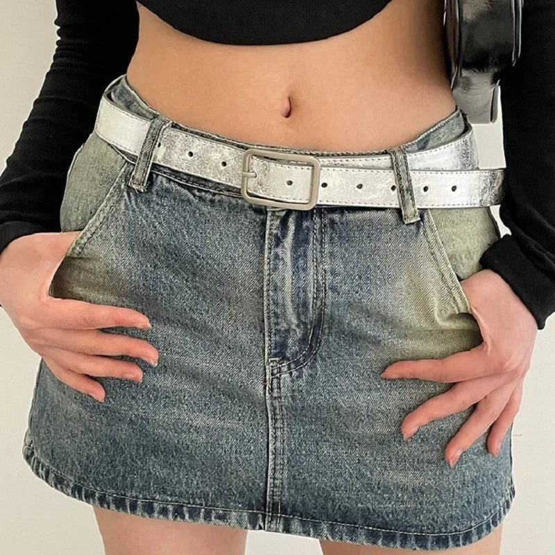 Silver Metal Buckle Leather Belt — in alternativa