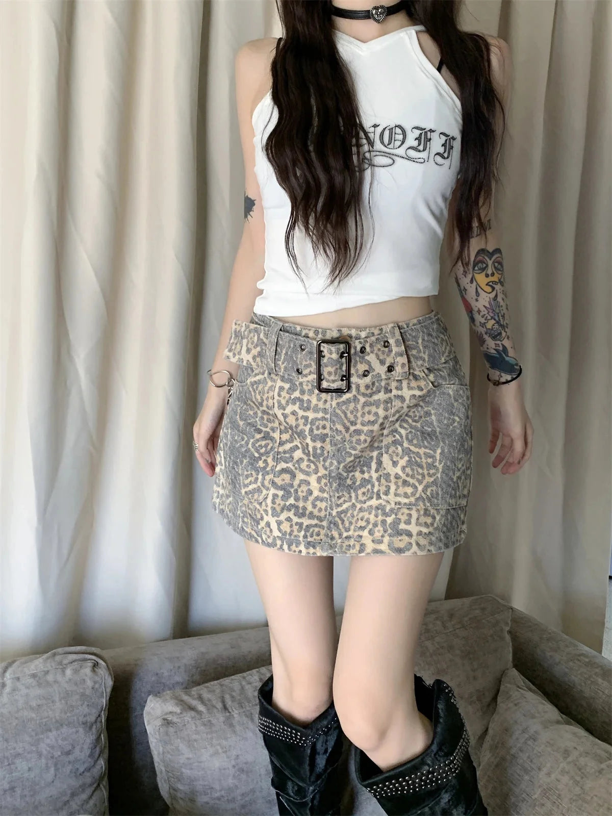 Slim Leopard Print Denim Mini Skirt — in alternativa