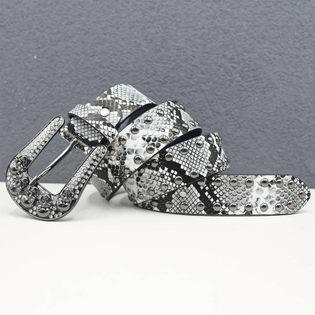 Snakeskin Studded Big Buckle Belt — vista completa
