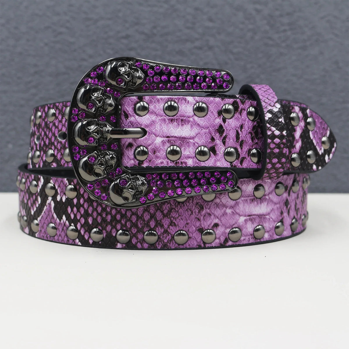 Snakeskin Studded Big Buckle Belt — vista posteriore