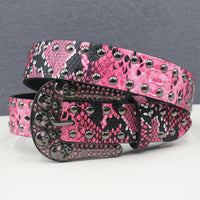 Snakeskin Studded Big Buckle Belt — dettaglio della stampa
