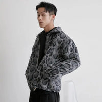Snow Leopard Print Faux Fur Zip Up Jacket — vista posteriore