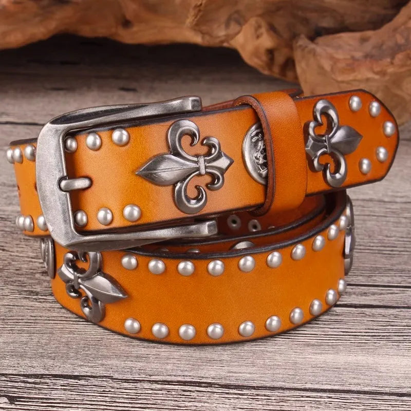 Spades High Rivet Studded Genuine Leather Belt — vista posteriore