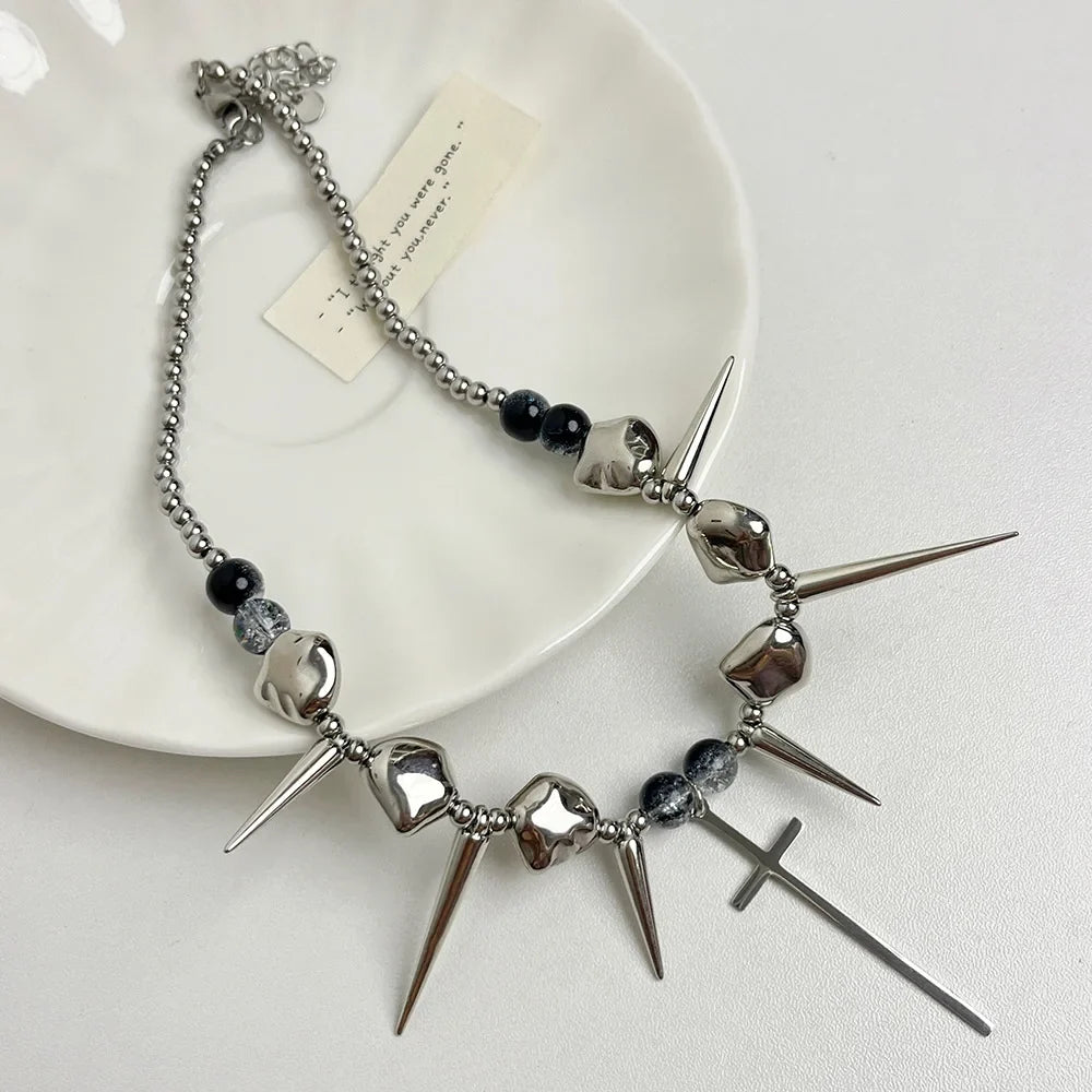 Spiked Cross Necklace — in alternativa