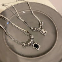 Square Pendant Double Layer Necklace — in alternativa
