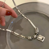 Square Pendant Double Layer Necklace — vista posteriore