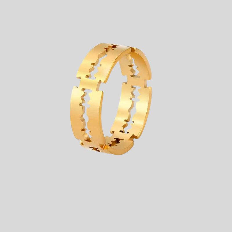Stainless Steel Blade Ring — vista frontale
