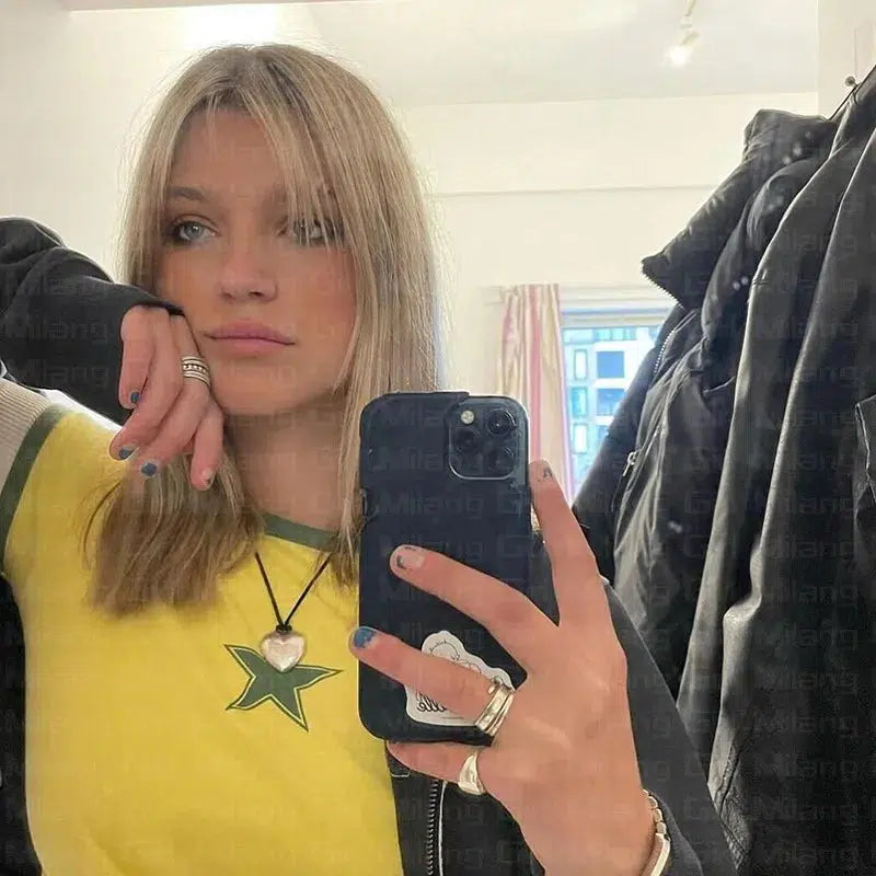 Star Baby Tee Yellow — vista laterale