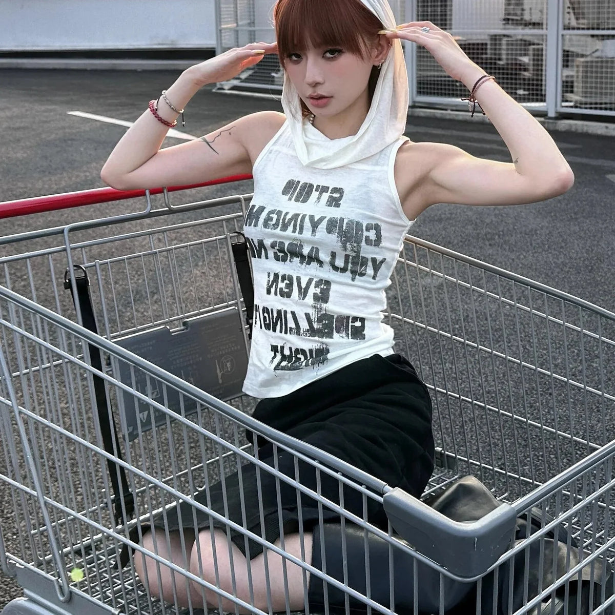 Stop Copying Me Sheer Mesh Hooded Tank Top — vista frontale