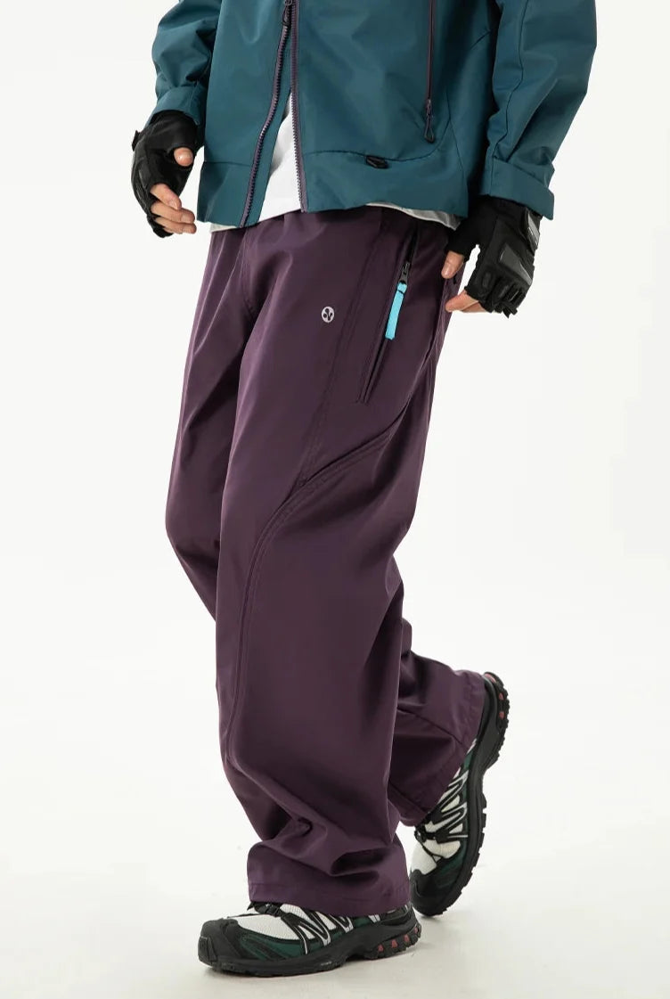 Straight Leg Parachute Trousers — dettaglio della stampa