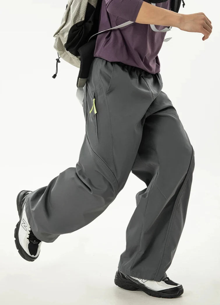 Straight Leg Parachute Trousers — vista frontale