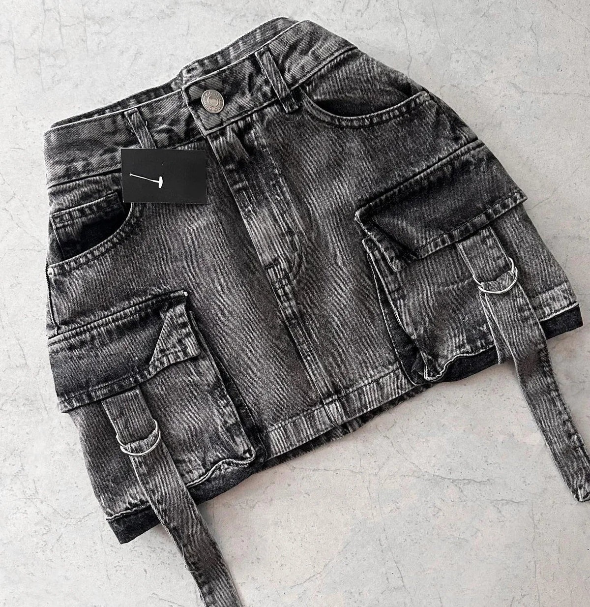Strappy Denim Cargo Mini Skirt — in alternativa
