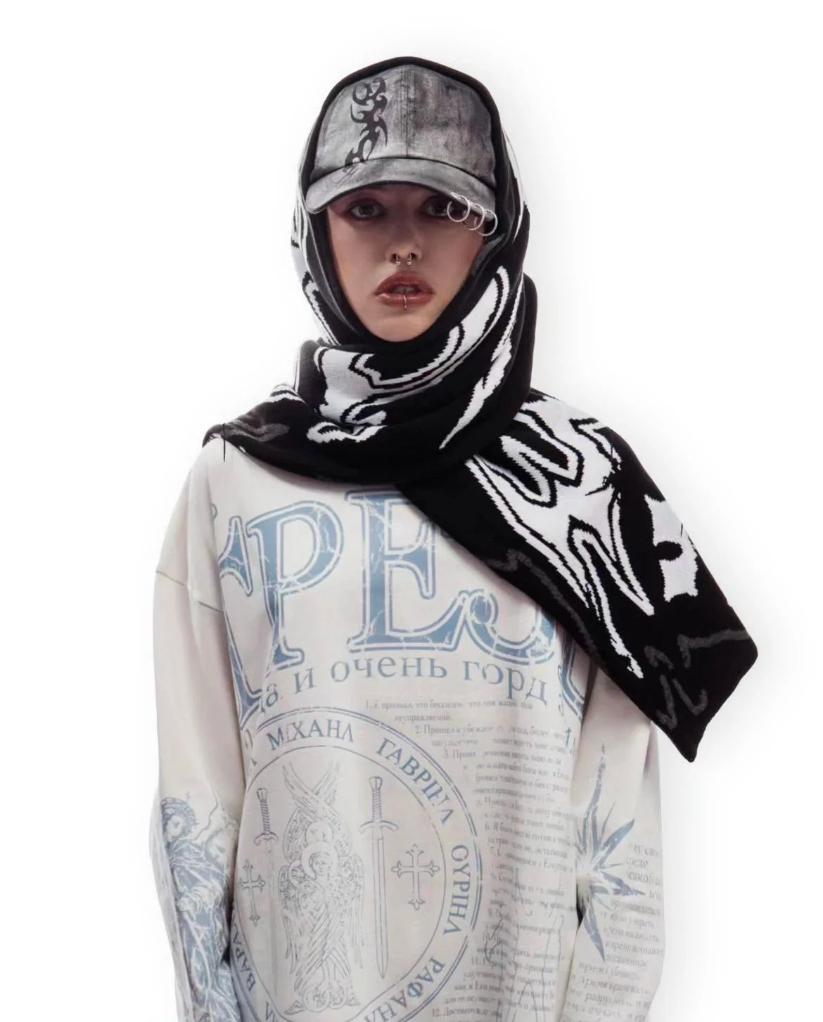 Streetwear Graphic Design Shawl Scarf — vista posteriore