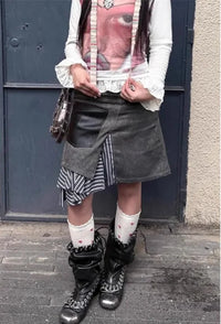 Striped Patchwork Asymmetrical Denim Mini Skirt — vista frontale