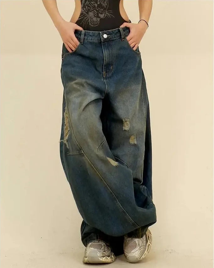 Super Baggy Distressed Womens Jeans — dettaglio