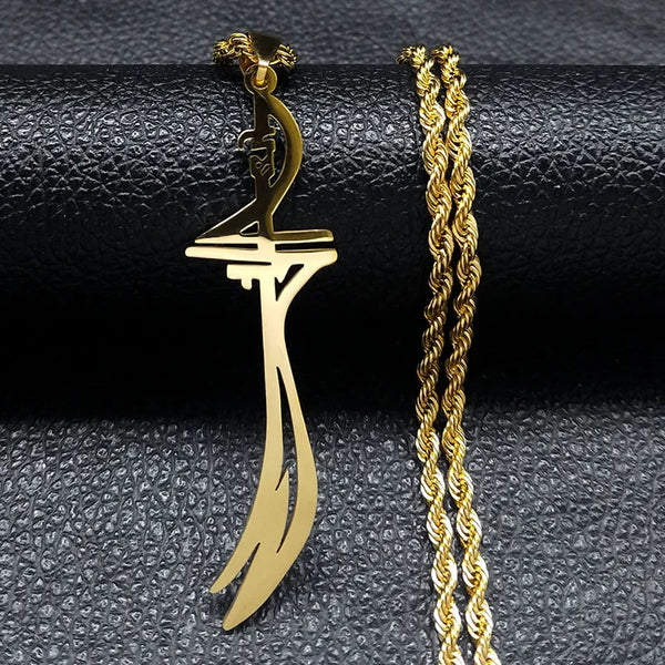Sword Pendant Necklace — vista frontale