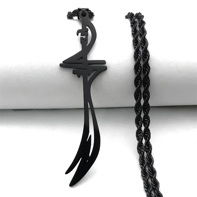 Sword Pendant Necklace — vista posteriore