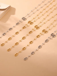 Tab Long Chain Necklace — in alternativa