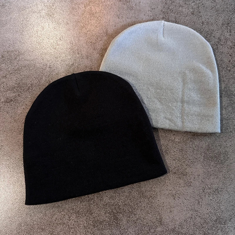Triple Star Pentagram Beanie — vista frontale