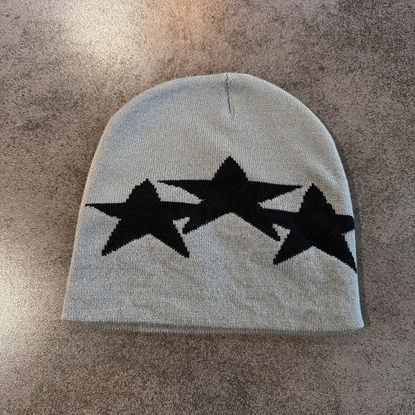 Triple Star Pentagram Beanie — vista frontale
