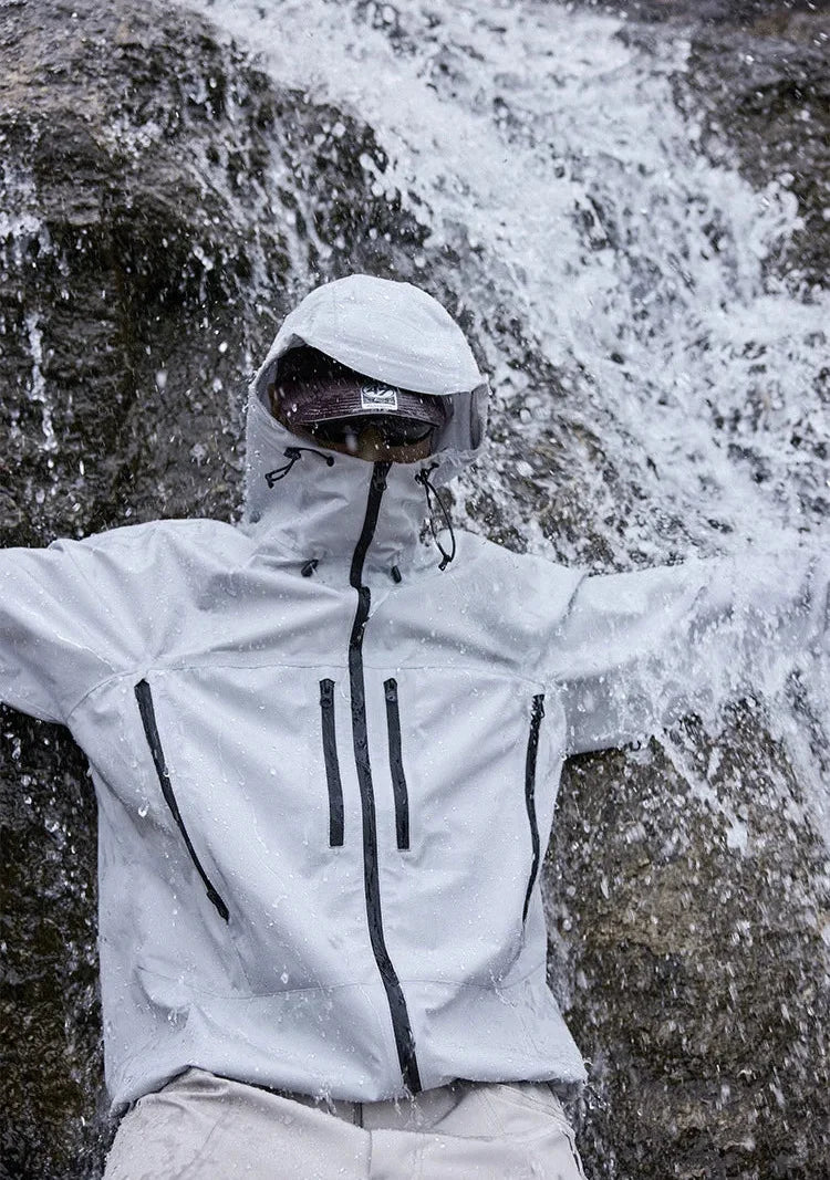 TripleGuard HardShell Sealed Outdoor Waterproof Jacket Coat — vista posteriore