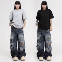 Ultra Ripped Baggy Jeans — dettaglio