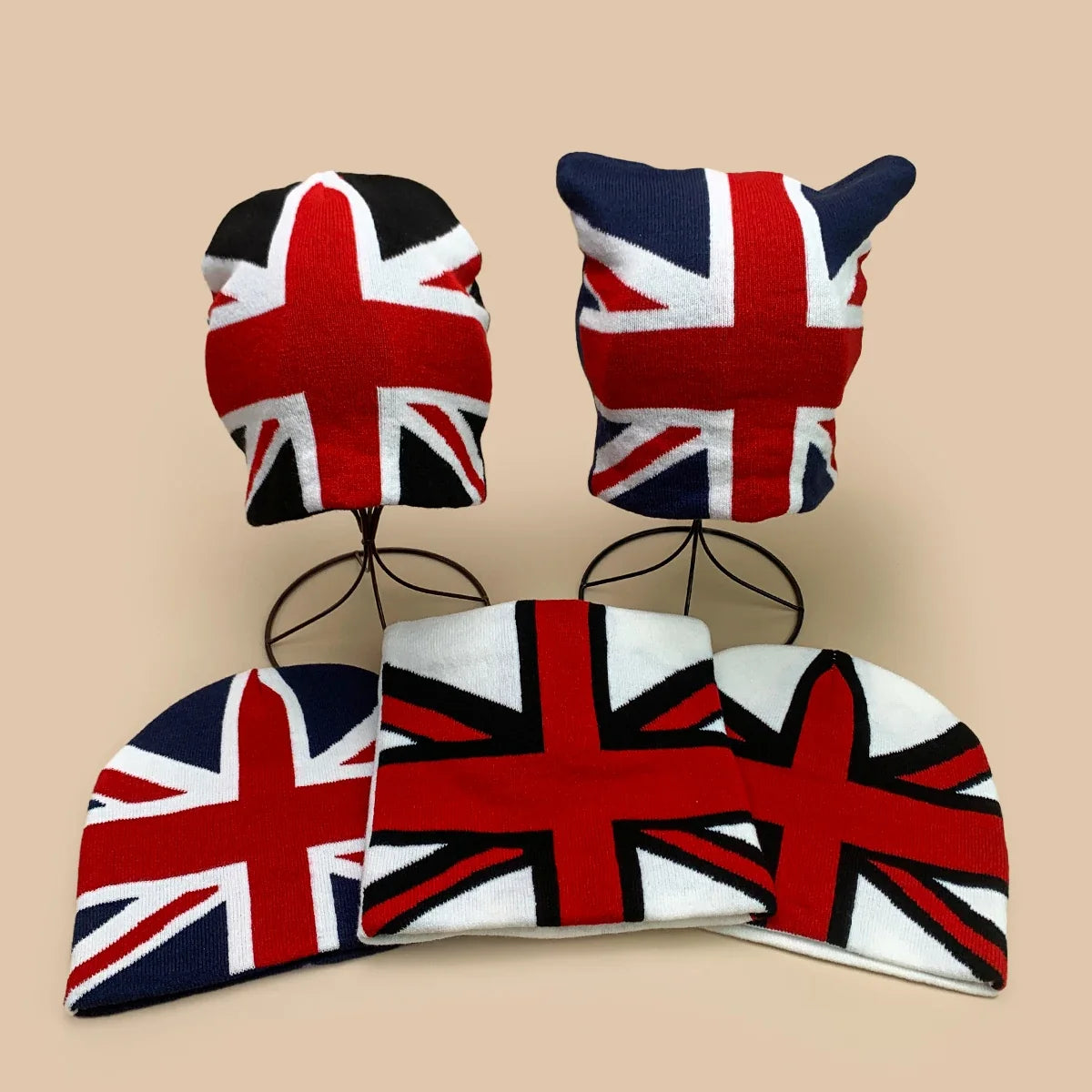 Union Jack Graphic Beanie — vista completa