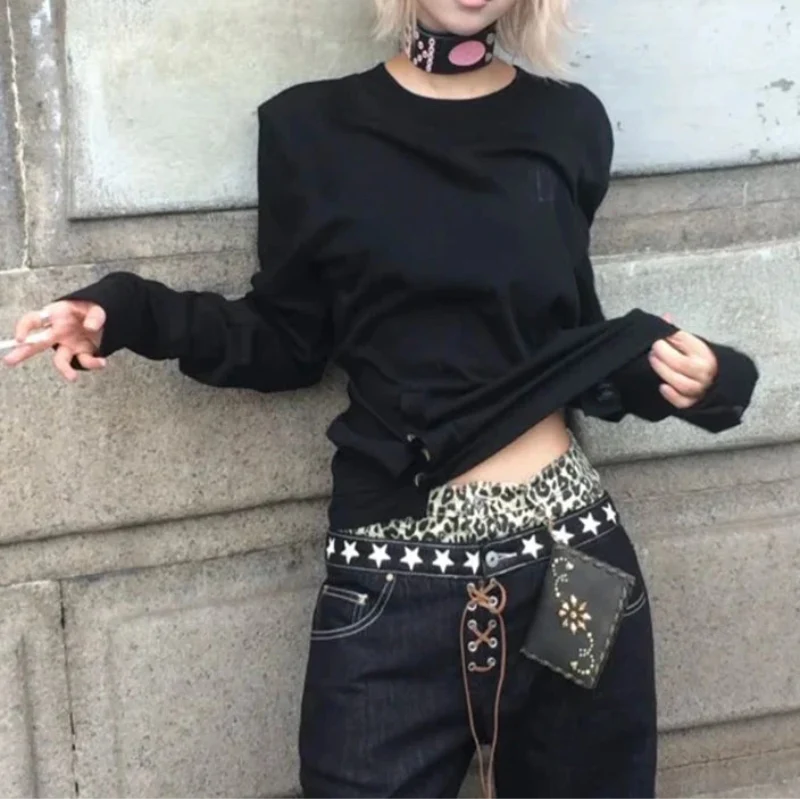 Vintage Gothic Black Long Sleeve Top — dettaglio