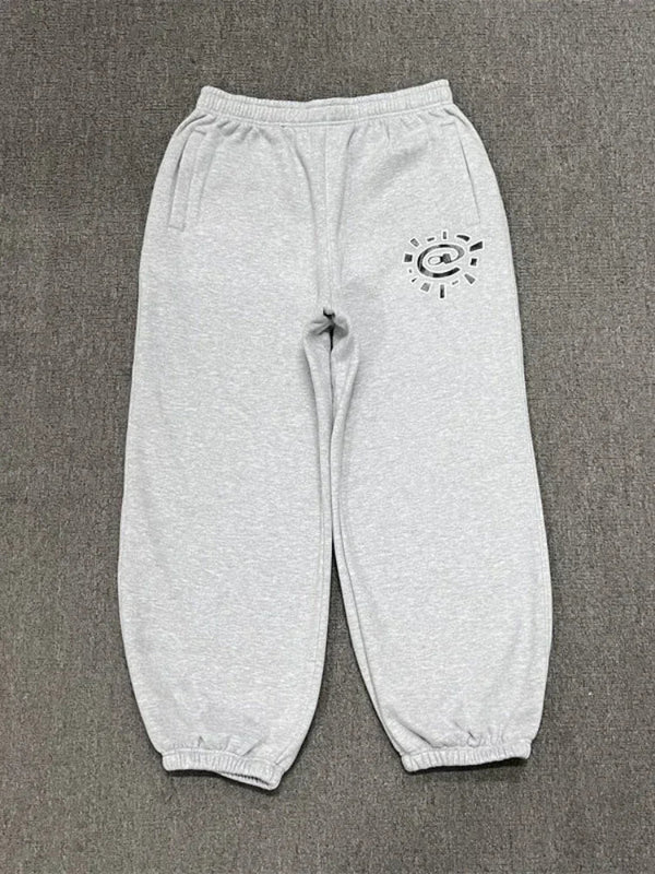 Vintage Graphic Baggy Sweatpants Jogger Trousers — vista frontale